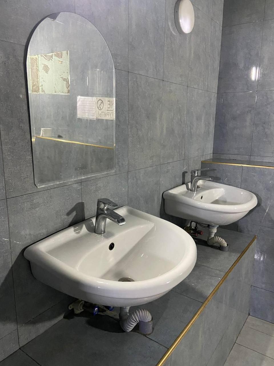 Hostel Na Bobura Ташкент Екстериор снимка